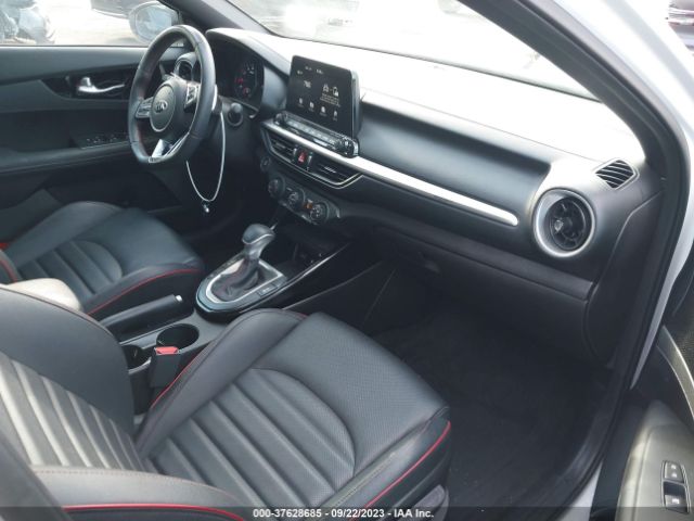 3KPF44AC8ME412890 KIA FORTE GT