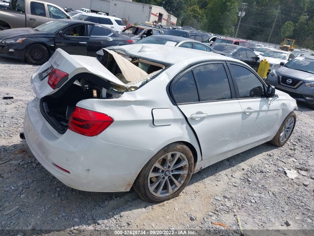 BMW 320i 2016 WBA8E1G55GNU11240 Image 4