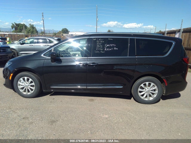 2018 CHRYSLER PACIFICA TOURING L VIN: 2C4RC1BG0JR119785