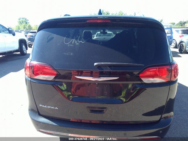 2018 CHRYSLER PACIFICA TOURING L VIN: 2C4RC1BG0JR119785