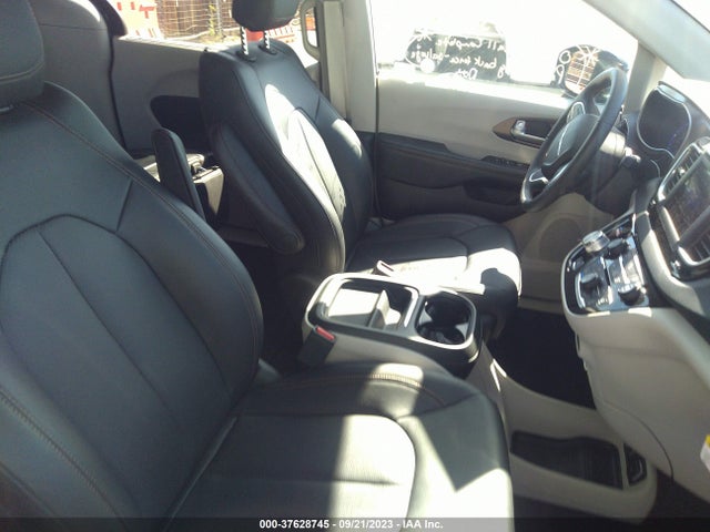 2018 CHRYSLER PACIFICA TOURING L VIN: 2C4RC1BG0JR119785