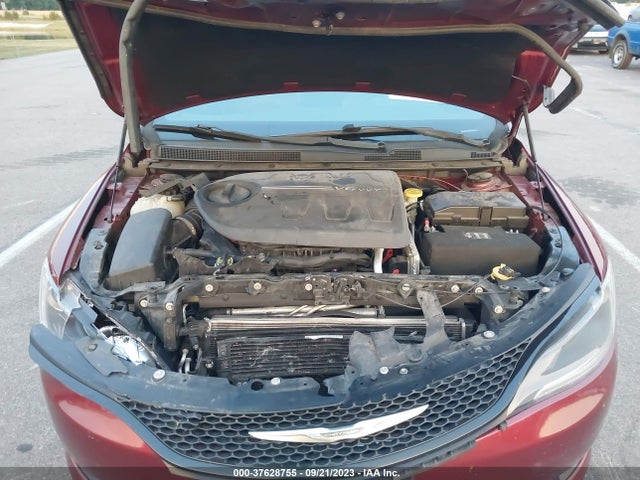 1C3CCCBG8FN706875 Chrysler 200 S
