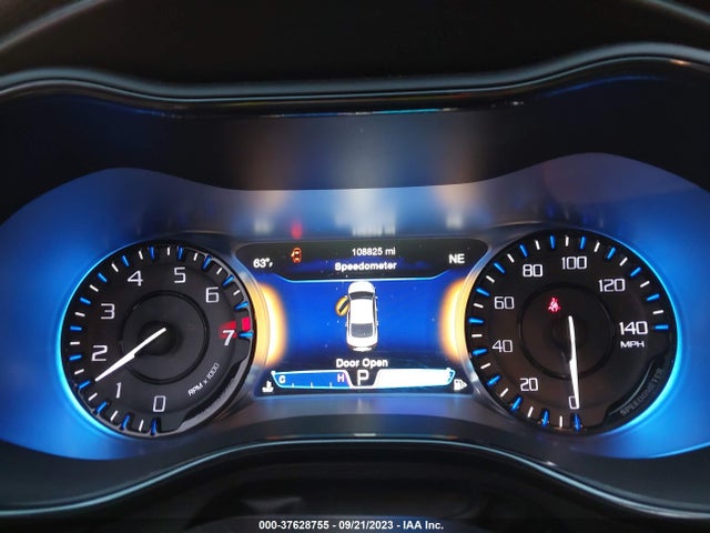 1C3CCCBG8FN706875 Chrysler 200 S