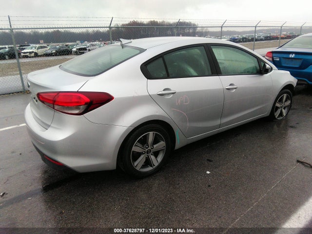 2018 KIA FORTE LX VIN: 3KPFL4A77JE268752