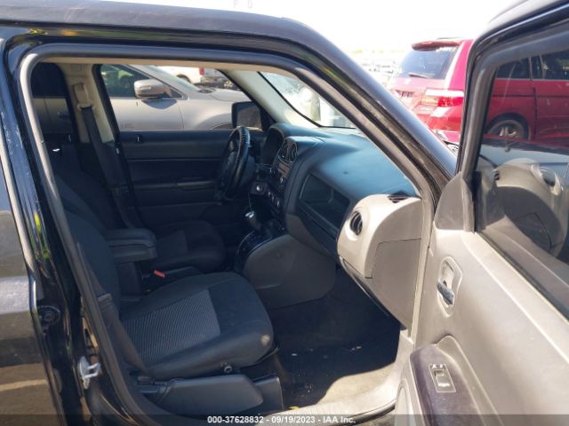 1C4NJPBA0FD284586 Jeep Patriot Sport