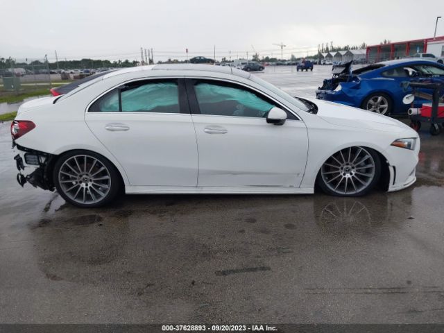 W1K3G4EB0NJ343537 Mercedes-Benz A-class A 220