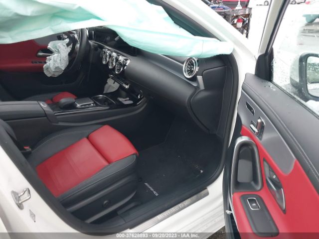 W1K3G4EB0NJ343537 Mercedes-Benz A-class A 220
