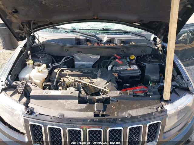 1C4NJCBA0GD642733 Jeep Compass Sport