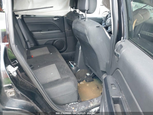 1C4NJCBA0GD642733 Jeep Compass Sport