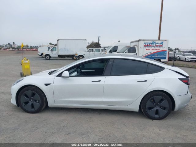 5YJ3E1EB6NF319233 Tesla Model 3 Long Range