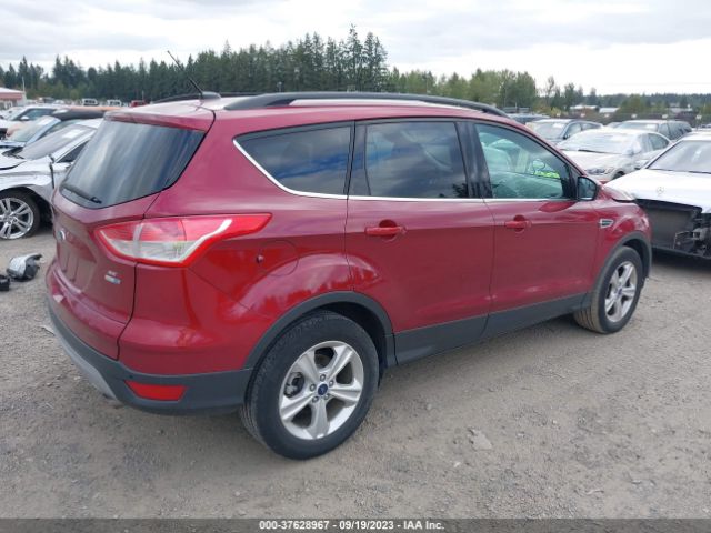 1FMCU9G95EUB99942 Ford ESCAPE SE