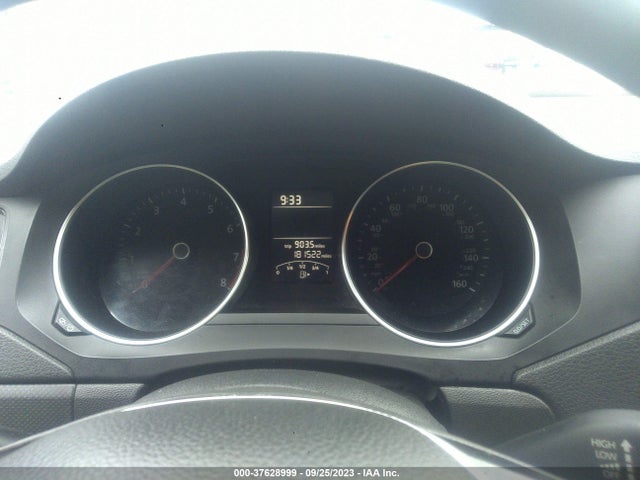 3VW2K7AJXFM406230 Volkswagen Jetta 2.0l S