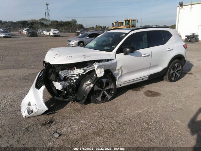 YV4L12UW4P2943699 Volvo Xc40 B5 Plus Dark Theme