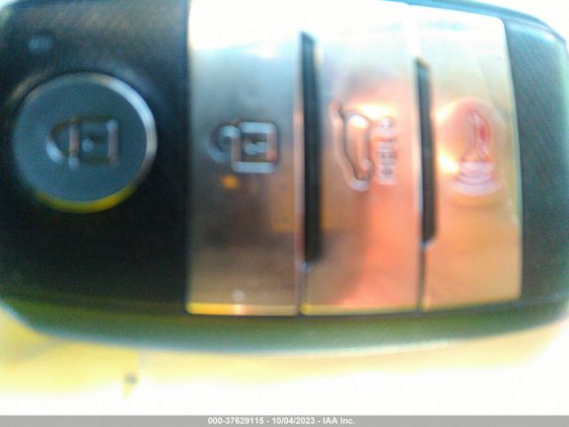 5XYPKDA57JG423096 KIA Sorento Sx V6