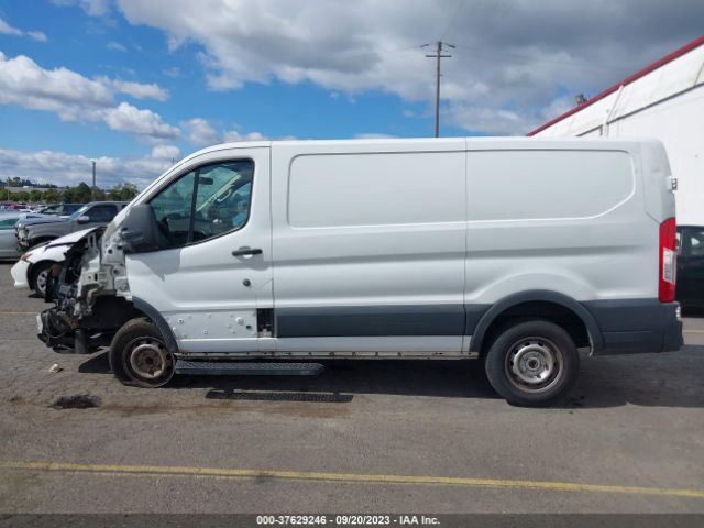 1FTNR1ZM5FKA77726 Ford Transit-250