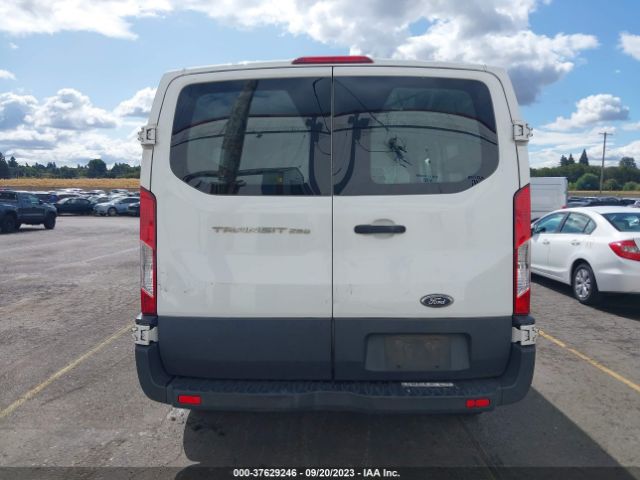 1FTNR1ZM5FKA77726 Ford Transit-250