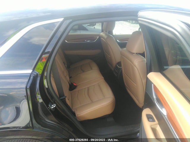 1GYKNFRS1HZ111837 Cadillac Xt5 Platinum Awd