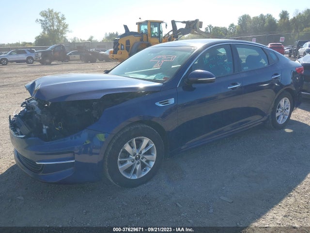 KIA Optima Lx 2018 5XXGT4L35JG223587 Image 2