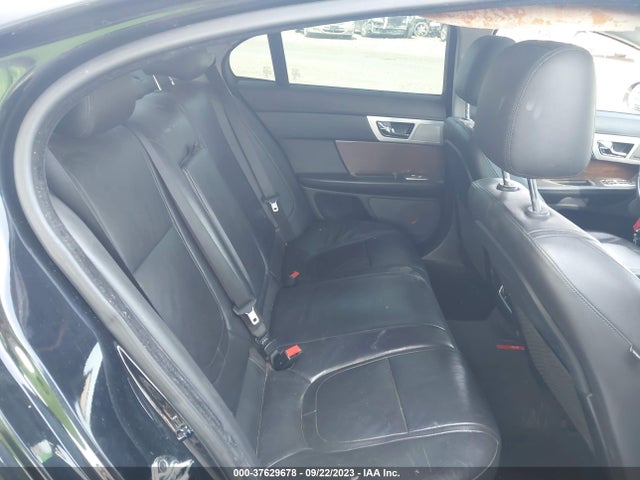 2013 JAGUAR XF SAJWA0E73D8S91681 Photo 7
