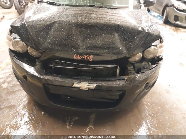 Chevrolet SONIC LT 2014 1G1JC5SG2E4147268 Image 6