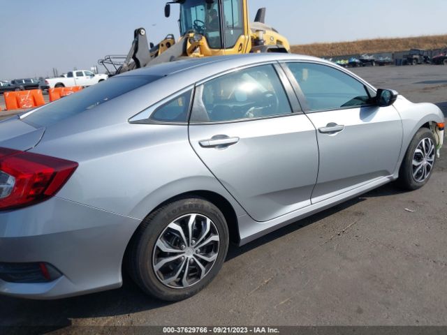 2HGFC2F51JH607944 Honda Civic Sedan Lx