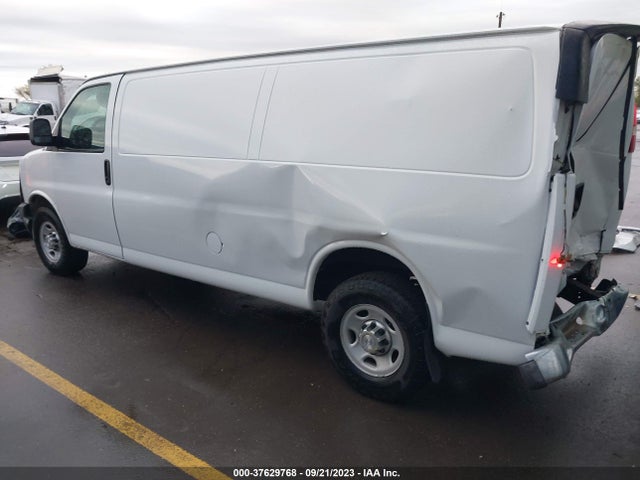 Chevrolet EXPRESS CARGO VAN 2015 1GCWGGCF9F1164915 Image 3