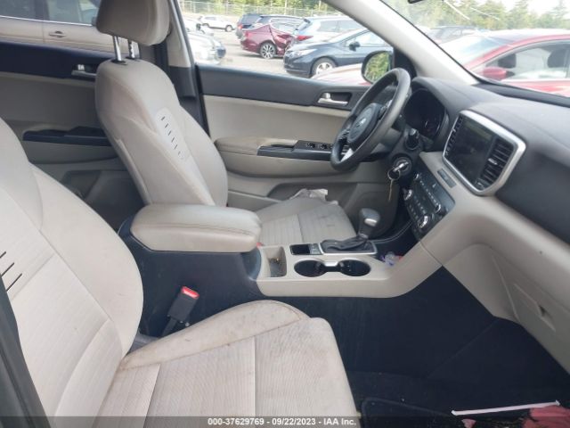 KNDPMCAC5M7904002 KIA Sportage Lx