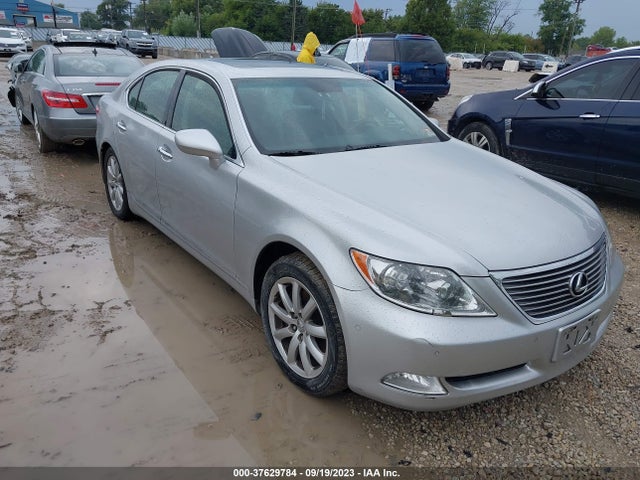 2007 LEXUS LS 460 VIN: JTHBL46F875038137