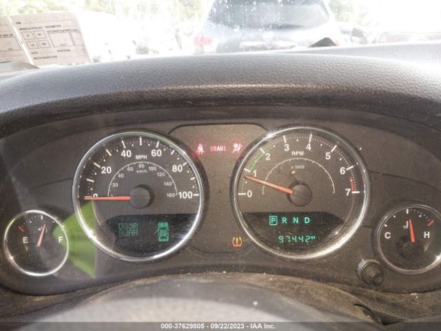 1C4HJWDG2H1548618 Jeep Wrangler Unlimited Sport