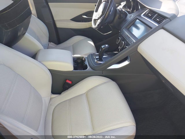 SADFP2FX3K1Z42194 Jaguar E-PACE SE