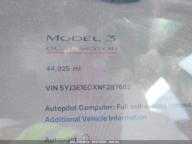 2022 Tesla 3, VIN: 5YJ3E1ECXNF297682
