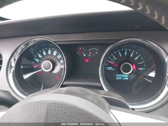 1ZVBP8AM2E5235530 Ford Mustang V6