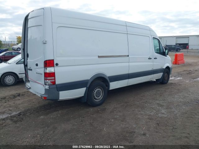 WD3PE8CC8E5827530 Mercedes-Benz SPRINTER CARGO VANS