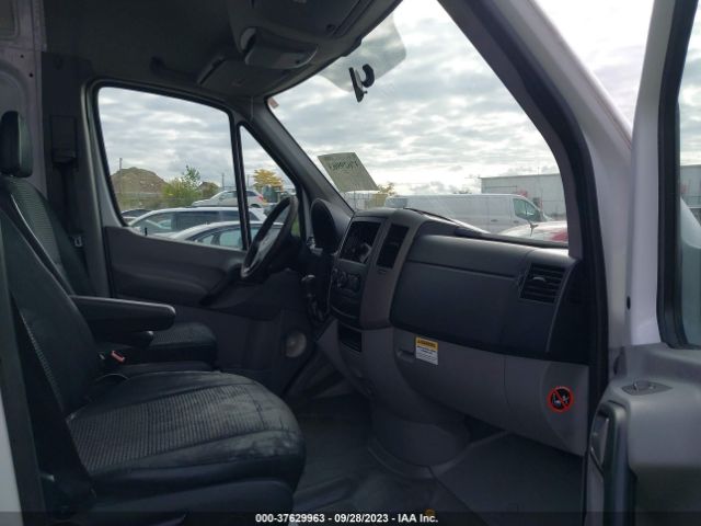WD3PE8CC8E5827530 Mercedes-Benz SPRINTER CARGO VANS