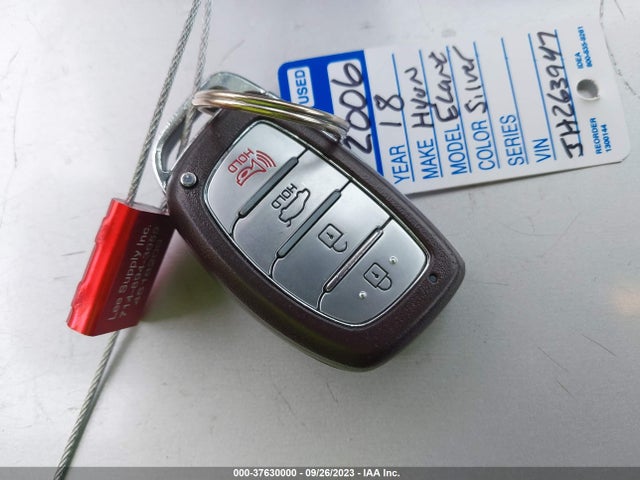 Hyundai Elantra Value Edition 2018 5NPD84LF7JH263947 Image 11