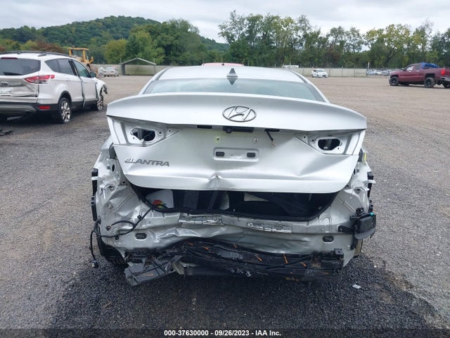 Hyundai Elantra Value Edition 2018 5NPD84LF7JH263947 Image 17
