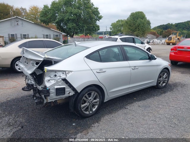 Hyundai Elantra Value Edition 2018 5NPD84LF7JH263947 Image 4
