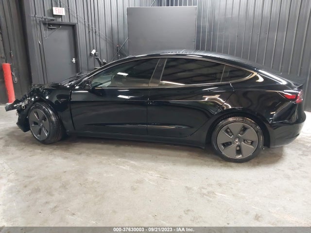 2022 Tesla 3, VIN: 5YJ3E1EB5NF241205
