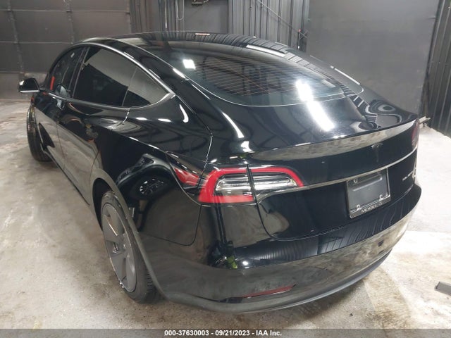 2022 Tesla 3, VIN: 5YJ3E1EB5NF241205