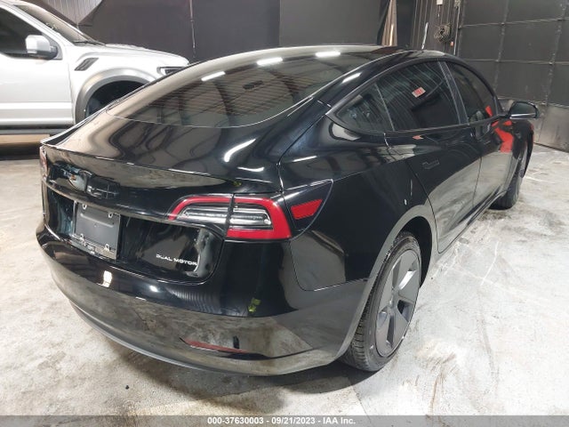 2022 Tesla 3, VIN: 5YJ3E1EB5NF241205