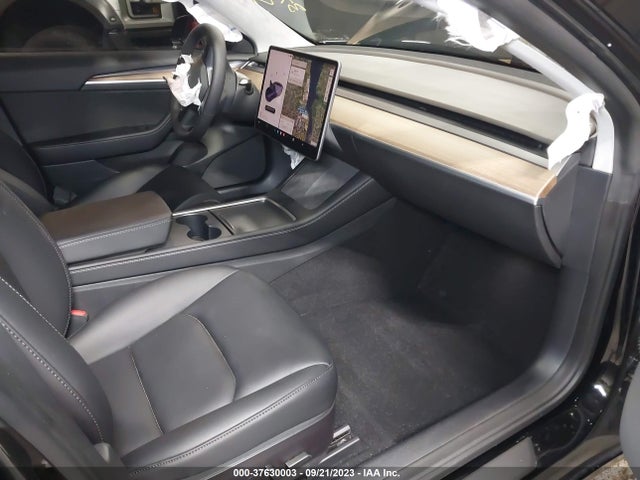 2022 Tesla 3, VIN: 5YJ3E1EB5NF241205