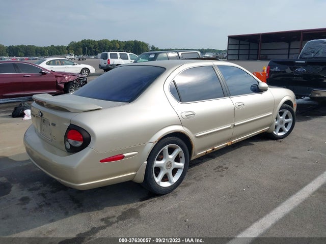 2001 NISSAN MAXIMA SE VIN: JN1CA31D81T623477