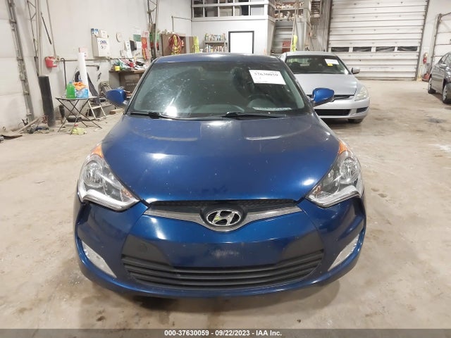 2017 HYUNDAI VELOSTER VIN: KMHTC6AD2HU304942