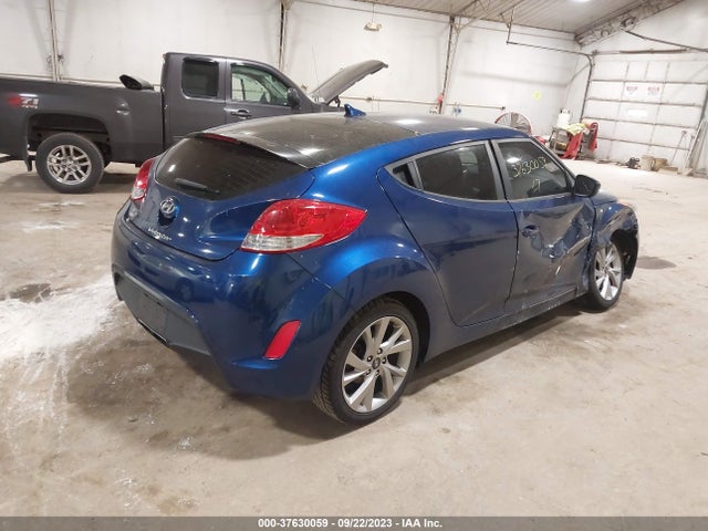 2017 HYUNDAI VELOSTER VIN: KMHTC6AD2HU304942
