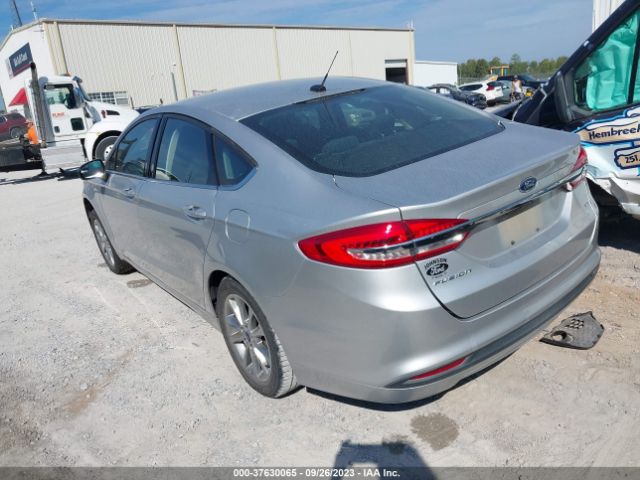 3FA6P0H75HR393275 Ford FUSION SE