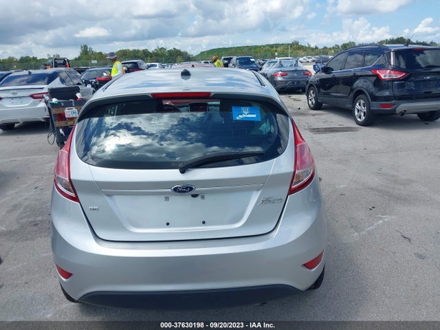 Ford FIESTA SE 2019 3FADP4EJ6KM115360 Image 16