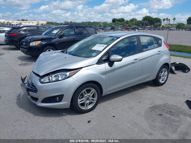 Ford FIESTA SE 2019 3FADP4EJ6KM115360 Image 2