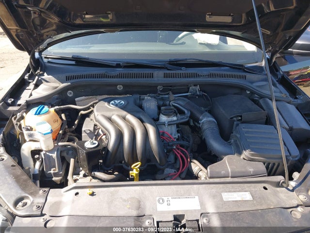 3VW1K7AJ3EM412977 Volkswagen Jetta Sedan S