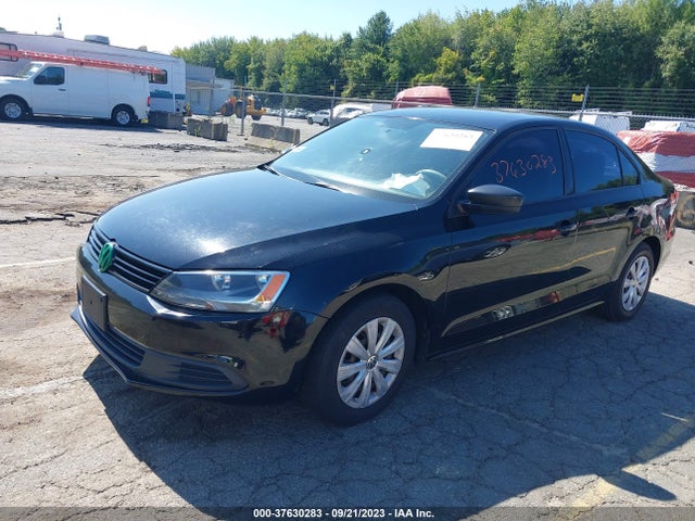 3VW1K7AJ3EM412977 Volkswagen Jetta Sedan S