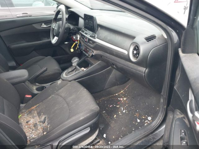 3KPF24AD2KE138811 KIA Forte Lxs